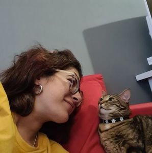 Meet your Posher, Emanuela